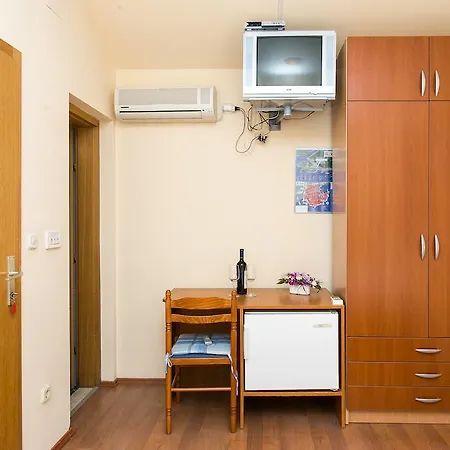 Guest house & Braica 3*